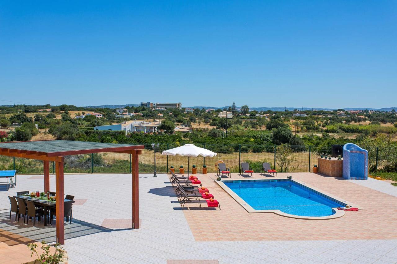 Villa Nincha - Heated Pool - Free Wi-Fi - Air Con Albufeira Eksteriør bilde